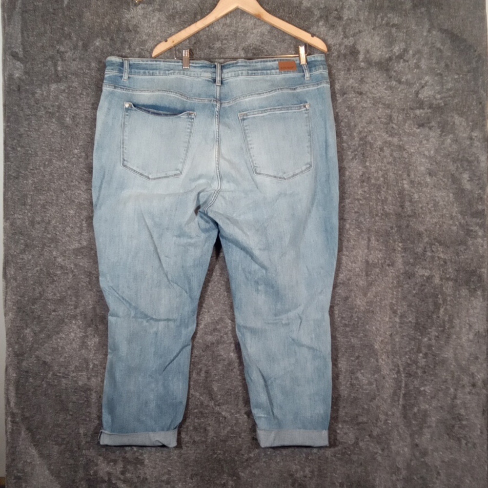 Judy Blue Boyfriend Fit Relaxed Medium Wash High Rise Cuffed Womens 24W - Picture 3 of 13